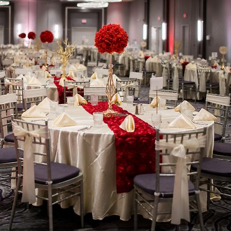 Holiday Inn Chicago Nw Crystal Lk Conv Ctr By Ihg Crystal Lake Buitenkant foto
