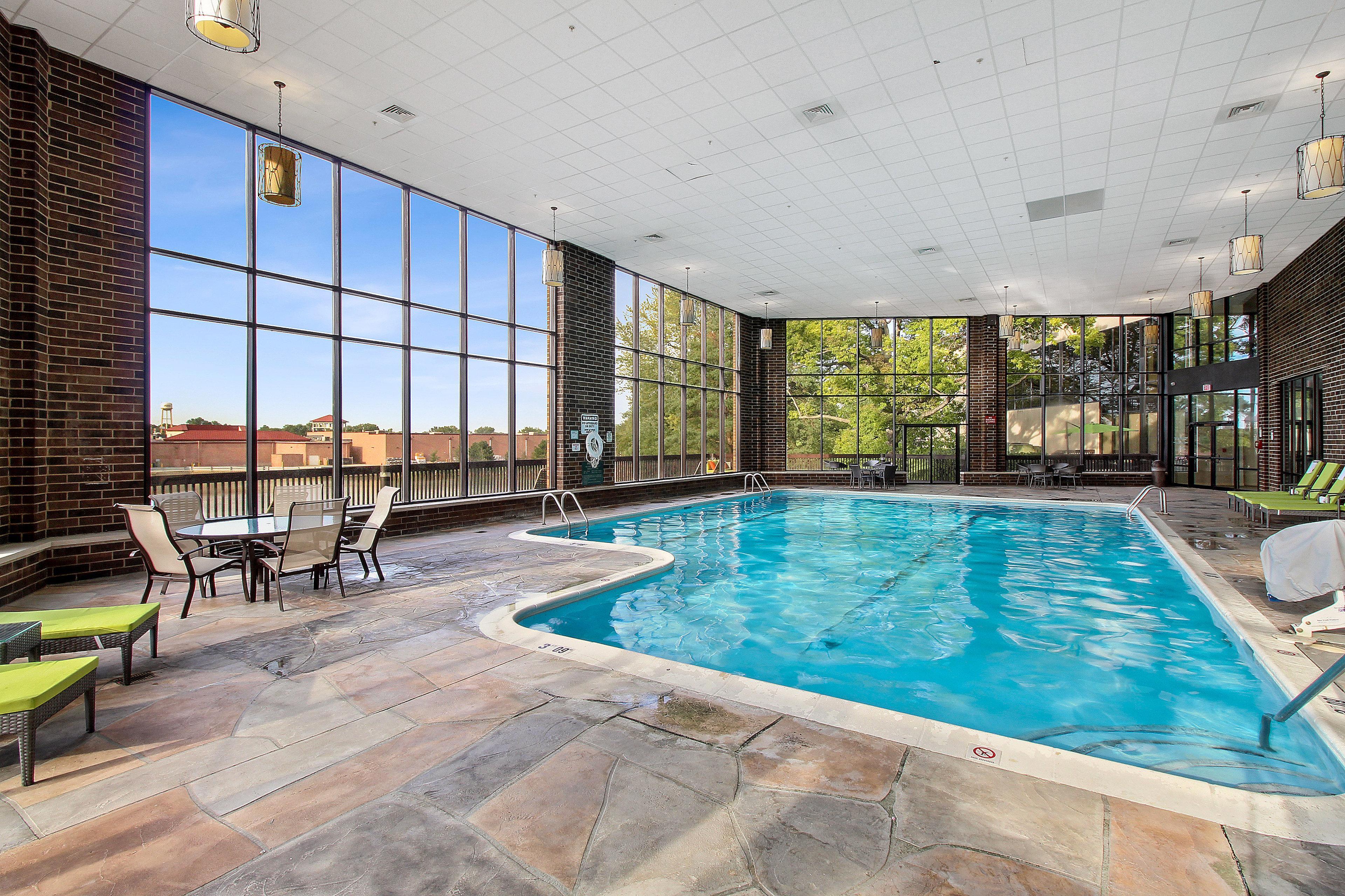Holiday Inn Chicago Nw Crystal Lk Conv Ctr By Ihg Crystal Lake Buitenkant foto