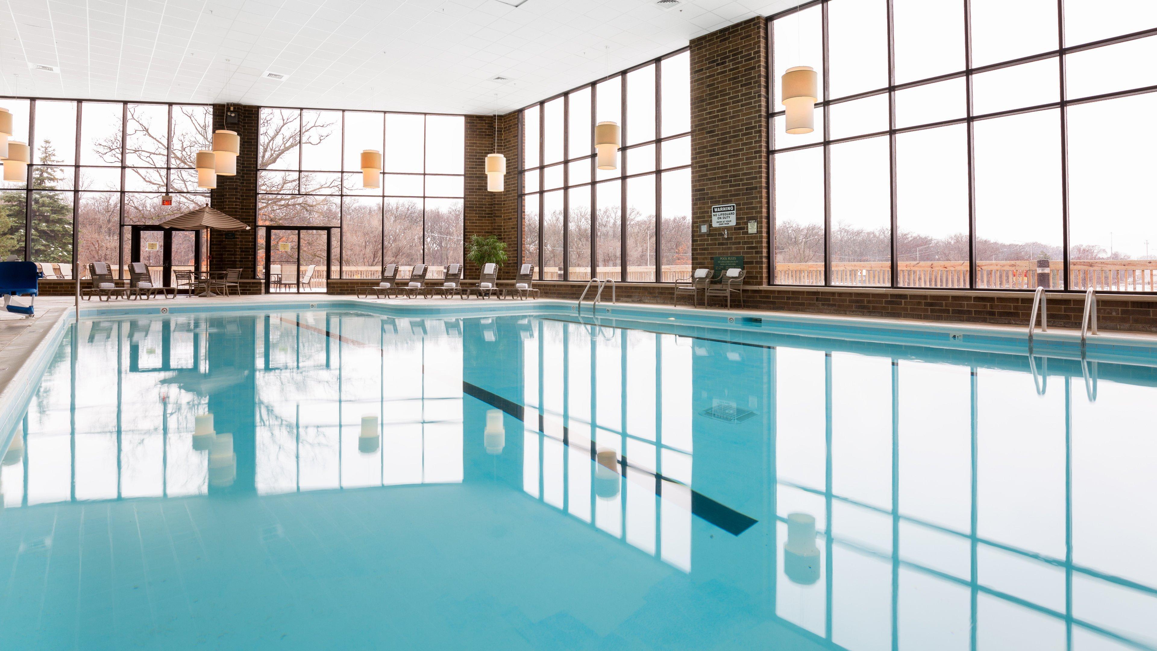 Holiday Inn Chicago Nw Crystal Lk Conv Ctr By Ihg Crystal Lake Buitenkant foto