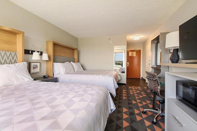 Holiday Inn Chicago Nw Crystal Lk Conv Ctr By Ihg Crystal Lake Buitenkant foto