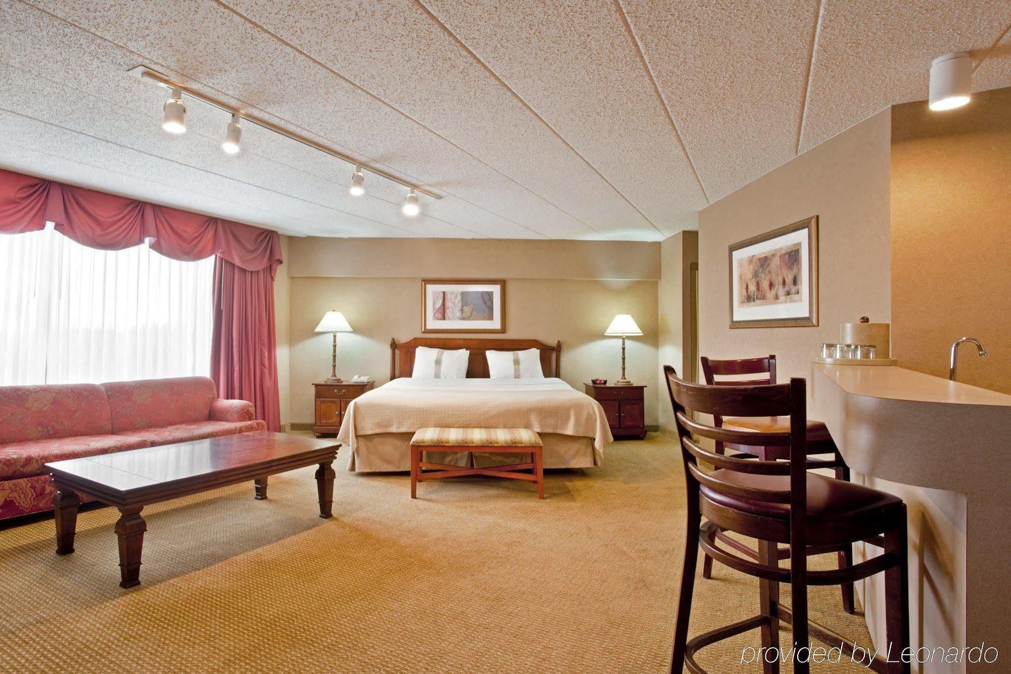 Holiday Inn Chicago Nw Crystal Lk Conv Ctr By Ihg Crystal Lake Kamer foto